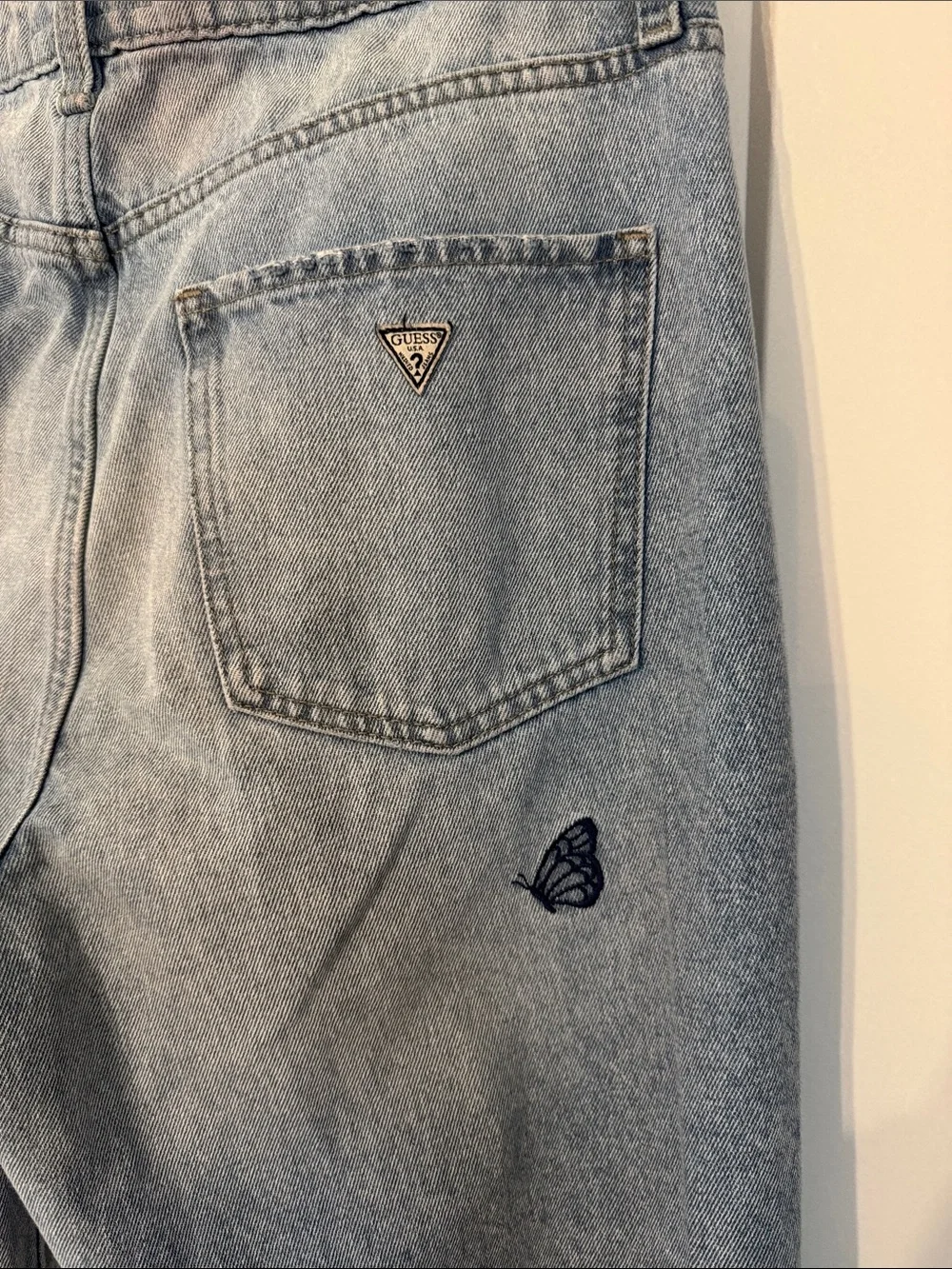 Guess Butterfly Embroidered Distressed Straight Leg Jeans Y2K‎ Fairy Grunge Sz 6